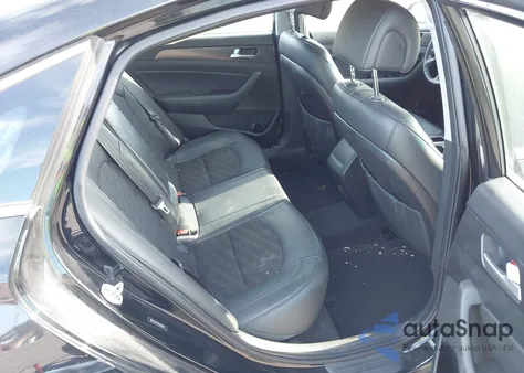 2017 Hyundai Sonata Sport z USA, uszkodzony, nr VIN 5NPE34AF2HH488325